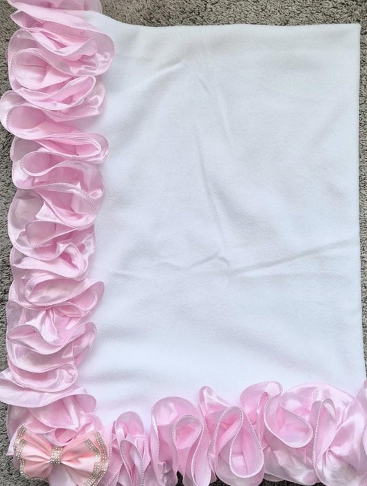 Fleece blanket with Pink frills and bows