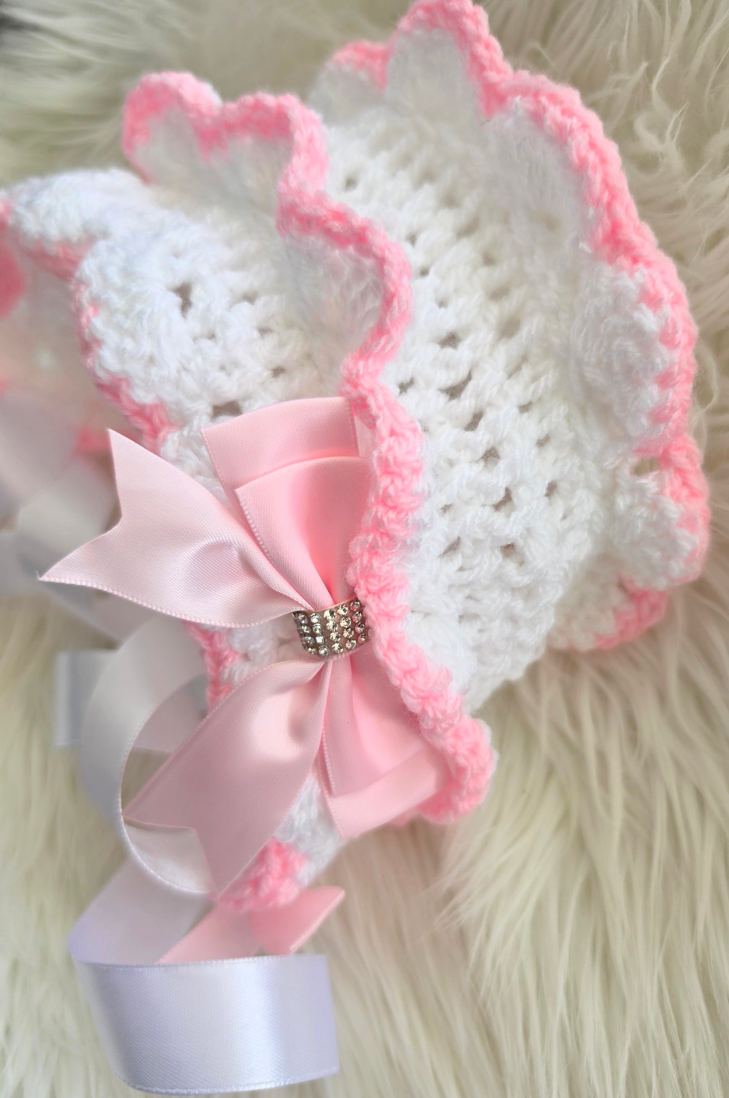 Crochet cardigan and bonnet